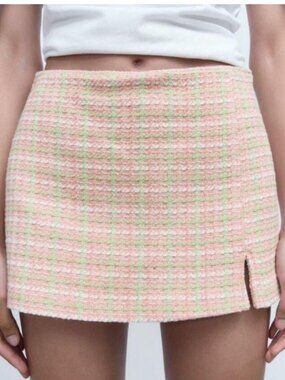 NWT Zara Pink Green Tweed Mini Skirt Size M